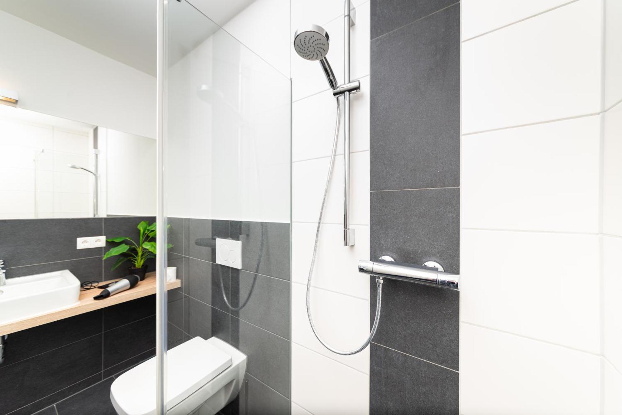 Aparthotel Avangard Living Fitness & Spa Форхгайм Екстер'єр фото
